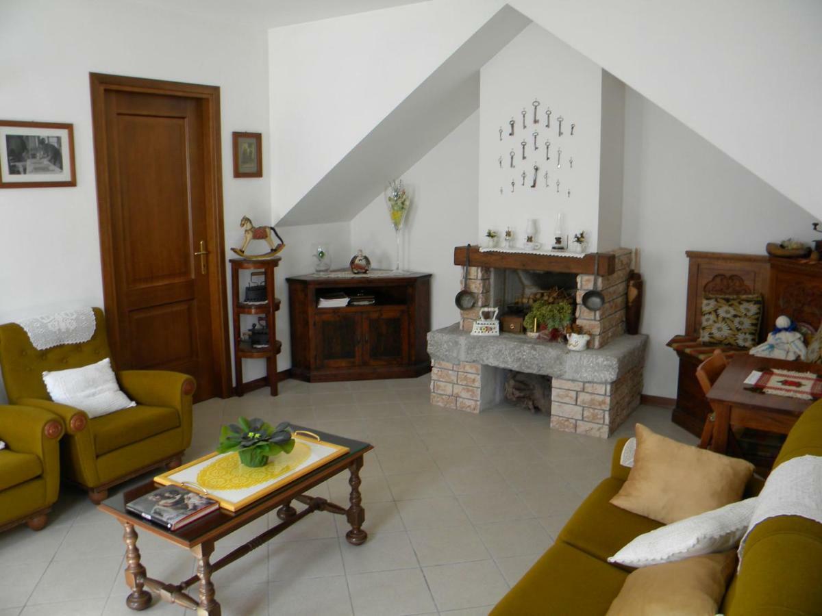 Agriturismo Alle Ruote Villa Meduno Bagian luar foto